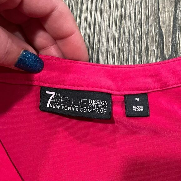 7th Avenue New York & Company Blouse Cap Sleeves V-Neck Cut Out Pink Medium - Picture 2 of 4